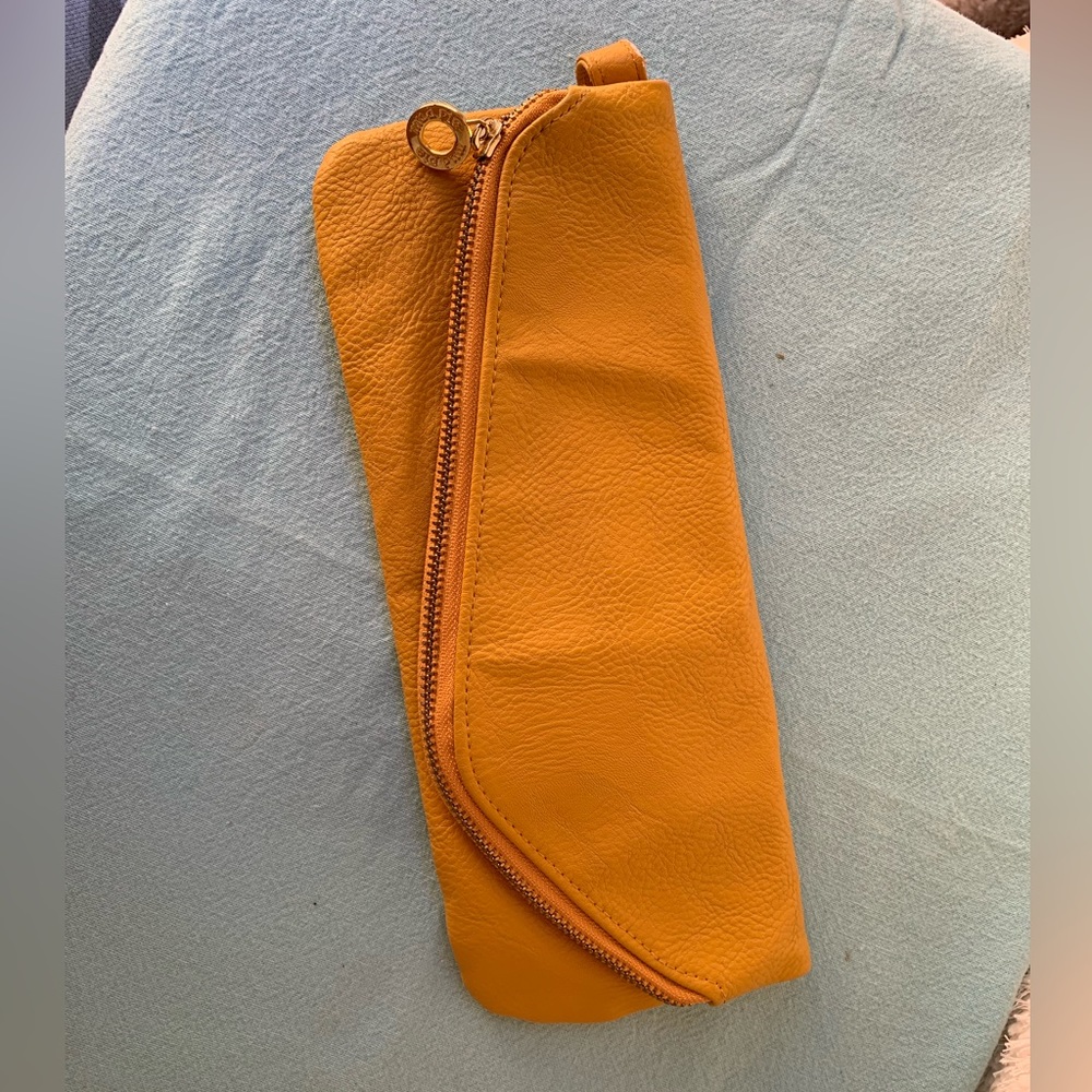 Mud pie large wallet. NWT beautiful pumpkin color and super soft ☀️